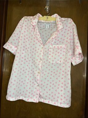 Tabitha Webb Women’s Pink Heart-Print Short Sleeve Pajama Top